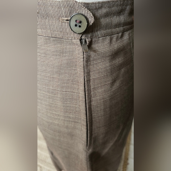 1940's Virgin Wool Suit by Handmacher for Faye's Alhambra - Picture 13 of 16